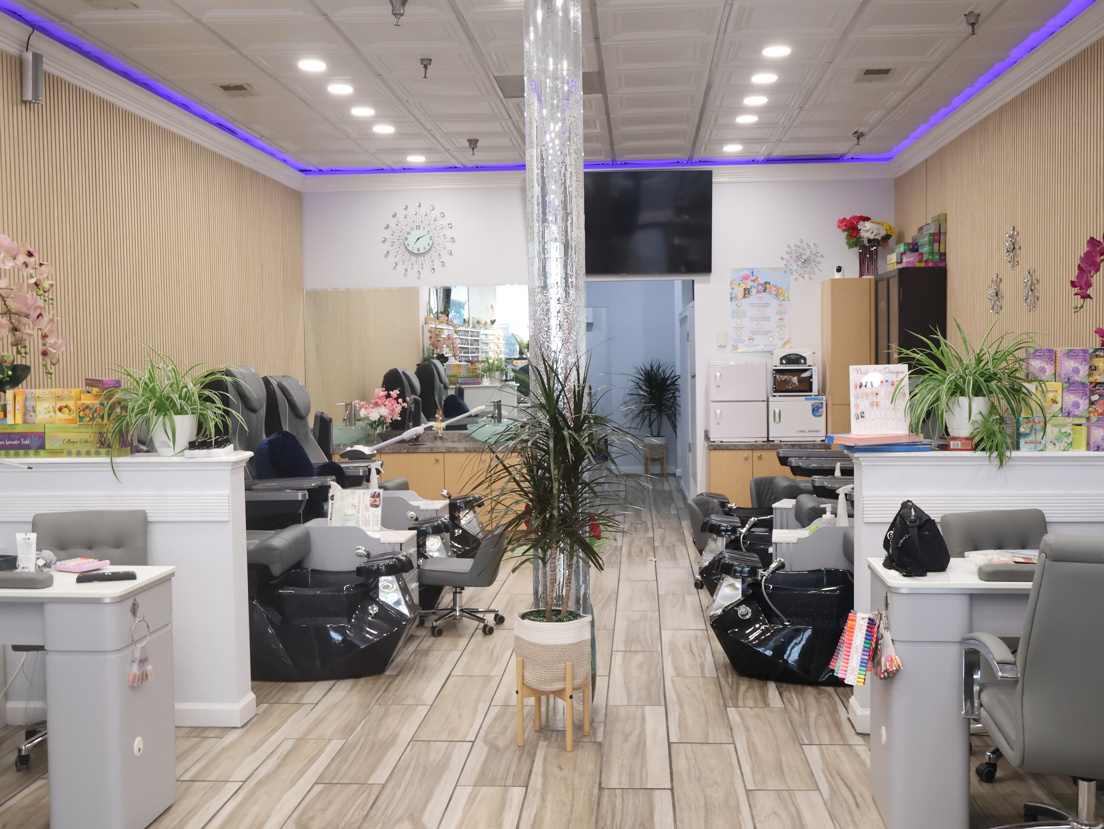 My Color Nails and Spa